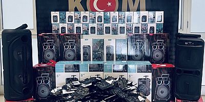 Muş’ta 4 Bin 48 Kaçak Ürün Ele Geçirildi