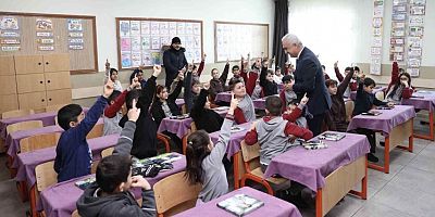 Muş’ta 96 bin 800 öğrenci karne sevinci yaşadı