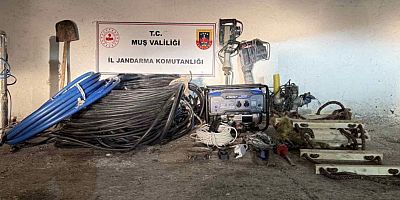 Muş’ta kaçak kazı operasyonu: 2 gözaltı