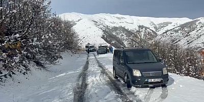 Muş’ta Kar Yağışı Etkisini Artırdı: 15 Köy Yolu Ulaşıma Kapandı