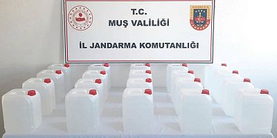 Muş’ta kargo ile 100 litre etil alkol ele geçirildi
