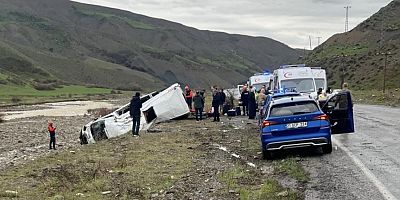 Muş’ta Minibüs Takla Attı: 8 Yaralı