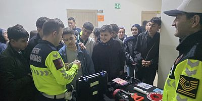 MUŞ’TA ÖĞRENCİLERE UYGULAMALI TRAFİK EĞİTİMİ VERİLDİ