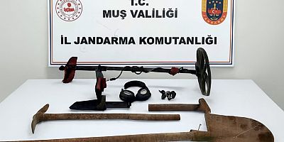Muş’ta Sit Alanında Kaçak Kazı Operasyonu: 3 Şüpheli Suçüstü Yakalandı