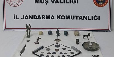 Muş’ta Tarihi Eser Operasyonu: Roma ve Urartu Dönemine Ait Eserler Ele Geçirildi