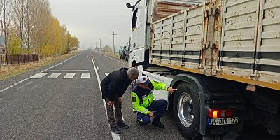 Muş’ta Ticari Araçlara Kış Lastiği Denetimi Yapıldı