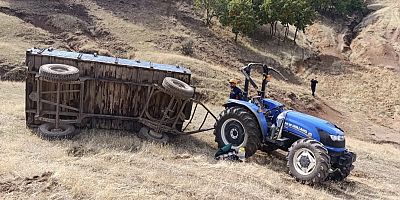 Muş’ta Traktör Devrildi: Sürücü Ağır Yaralandı