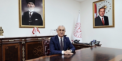 Muş Valisi Avni Çakır’dan 23 Nisan Mesajı: “Buruk ama Umut Dolu”