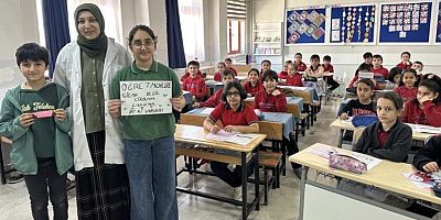 Öğretmenlere Silah Değil, Çikolata Layık