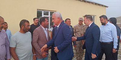 Vali Çakır, sel felaketinin yaşandığı köyde taziye ziyaretinde bulundu