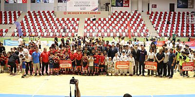 Yaz spor okullarının açılışı yapıldı 