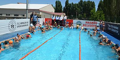 Yüzme bilmeyen kalmasın Projesi başladı